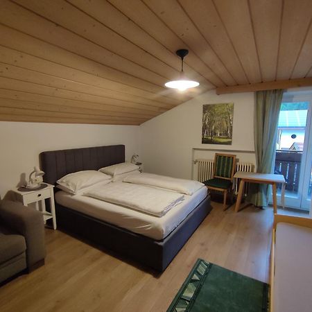 Garni Hattlerhof B&B Brunico Dış mekan fotoğraf