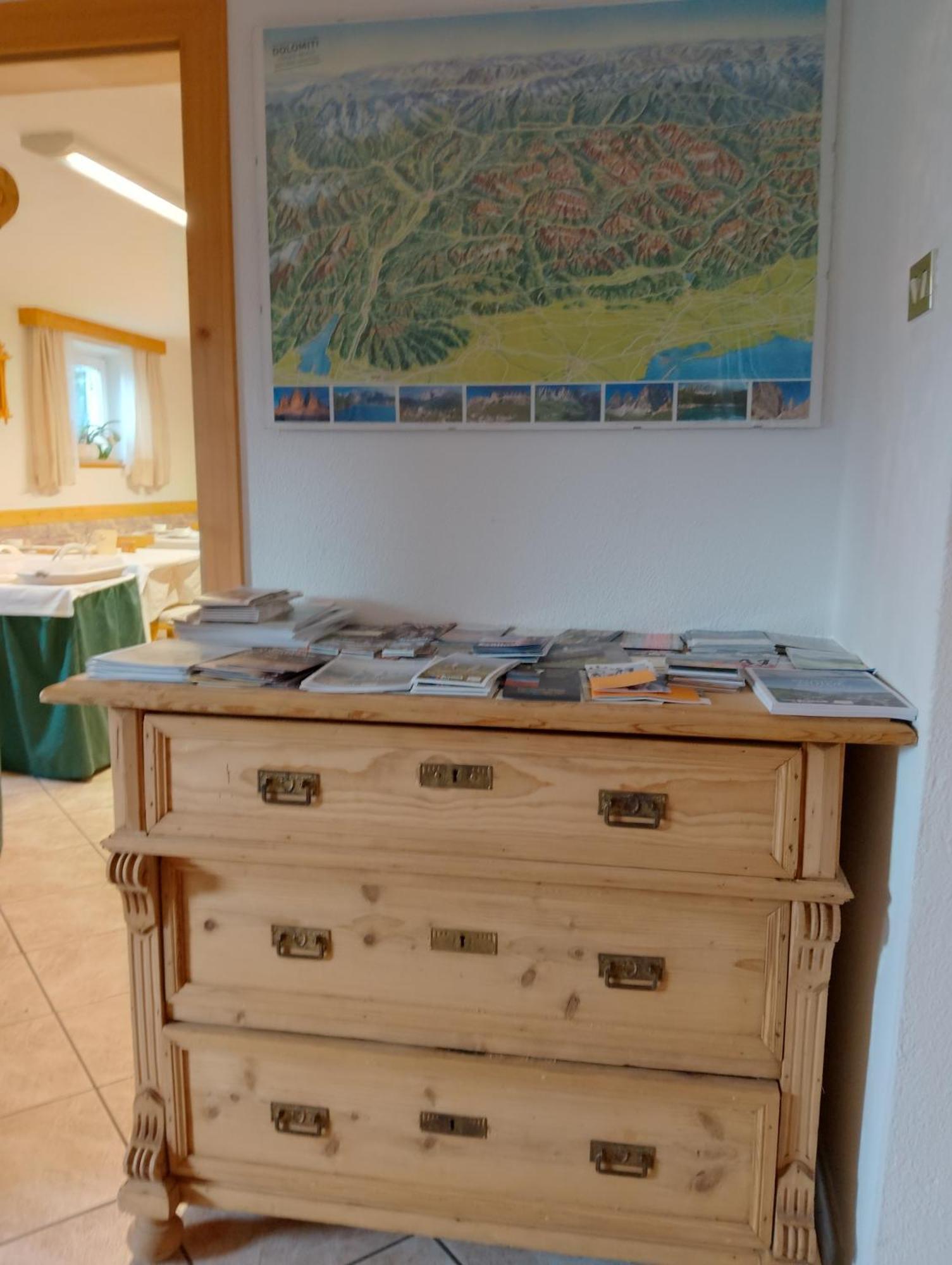 Garni Hattlerhof B&B Brunico Dış mekan fotoğraf