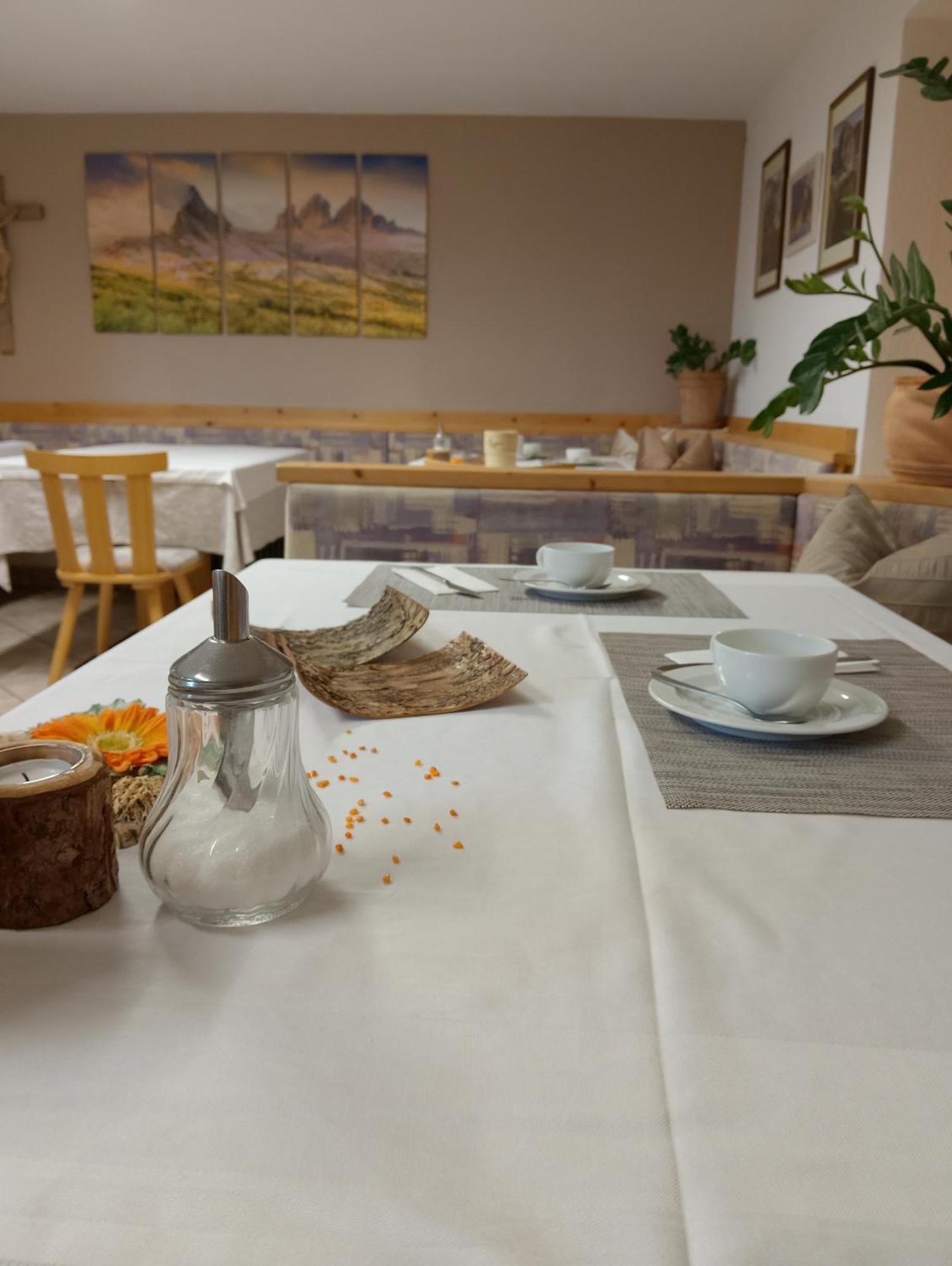 Garni Hattlerhof B&B Brunico Dış mekan fotoğraf