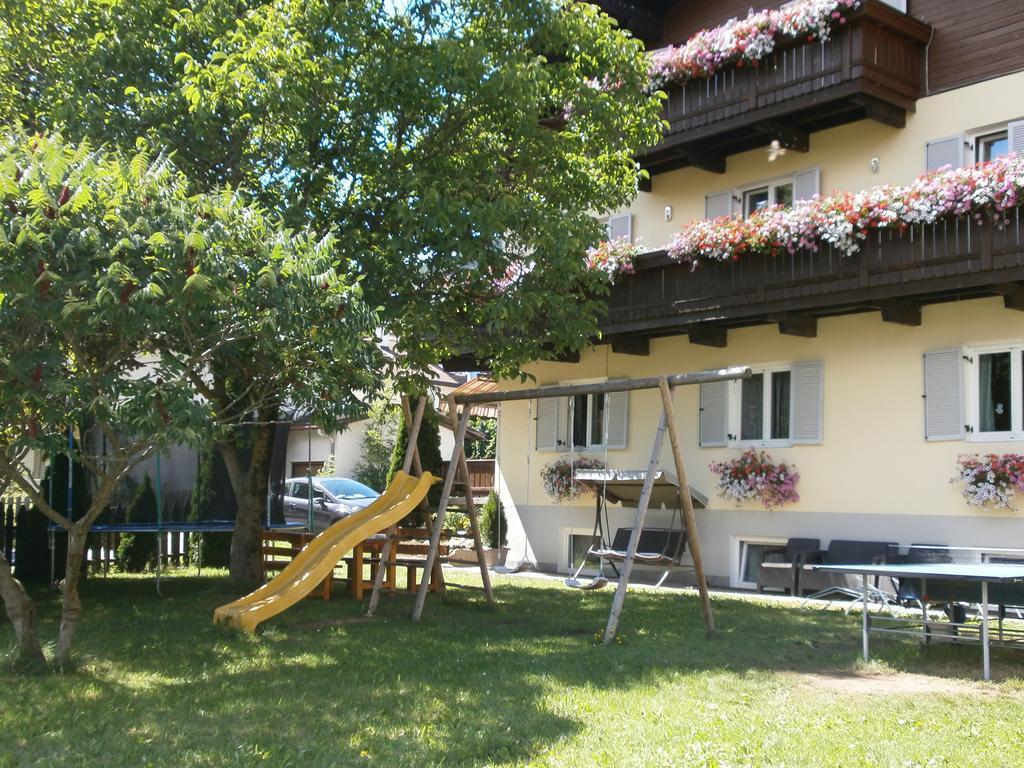 Garni Hattlerhof B&B Brunico Dış mekan fotoğraf